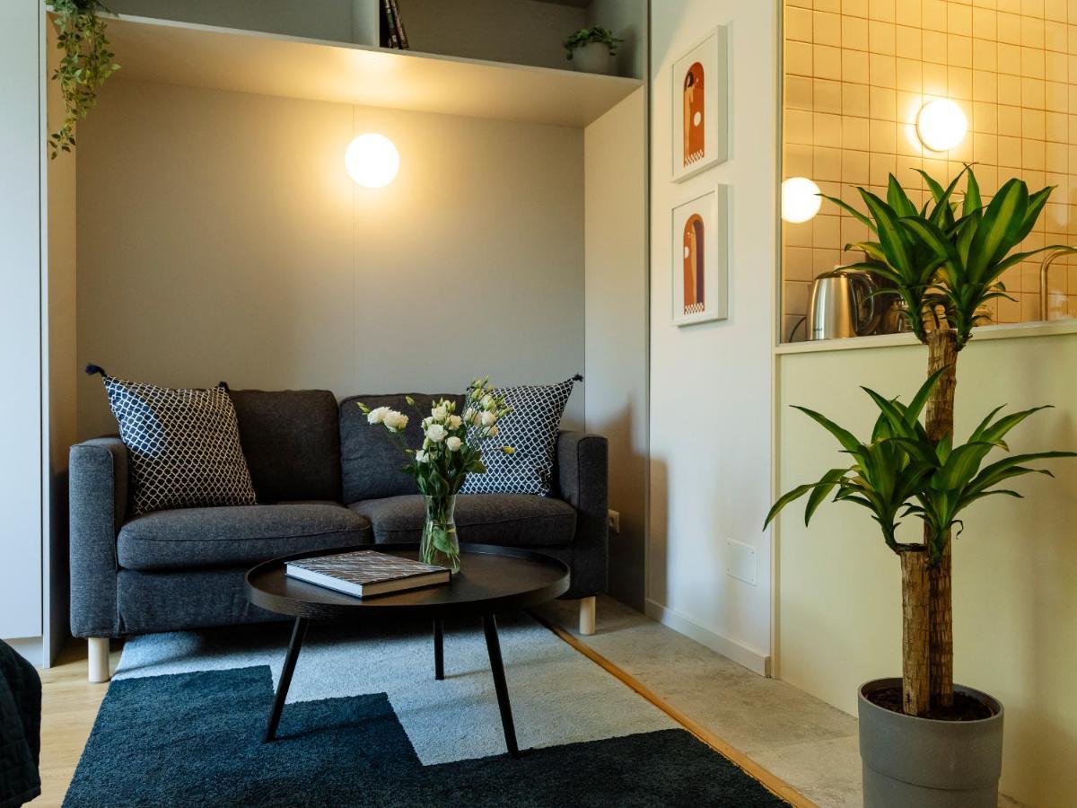 Lemon Elegant Old Town Studio Букурещ Екстериор снимка